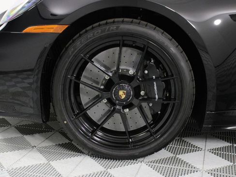 New 2026 Porsche 911 Carrera GTS RWD image 17