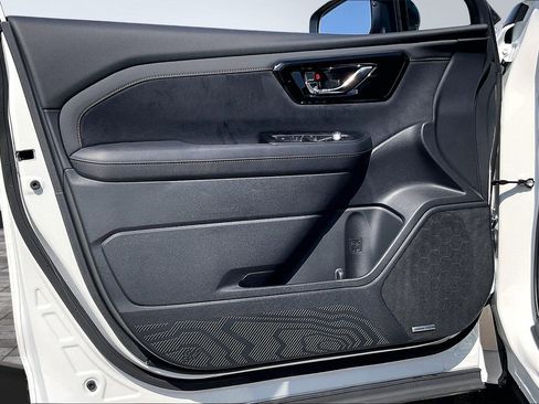 New 2026 Subaru Forester Sport AWD/4WD image 18