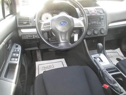 Used 2014 Subaru Impreza 2.0i AWD/4WD image 6