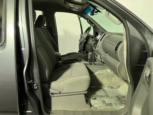 Used 2016 Nissan Frontier SV w/ SV Value Truck Package image 25