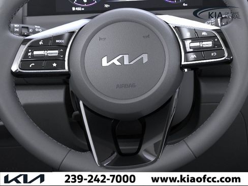 New 2026 Kia Seltos EX image 22