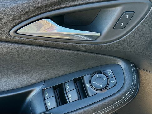 Used 2023 Buick Encore GX Select image 21