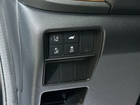 Used 2022 Honda CR-V Touring image 10