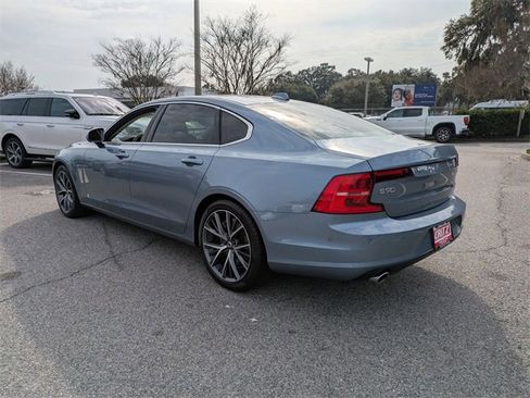 Used 2018 Volvo S90 T5 Momentum w/ Convenience Package image 6