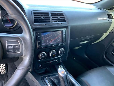 Used 2014 Dodge Challenger R/T image 5