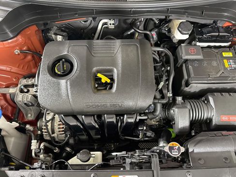Used 2020 Kia Soul LX FWD image 38
