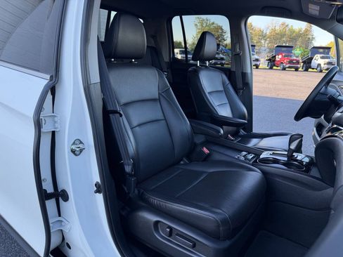 Used 2017 Honda Ridgeline RTL-E image 19