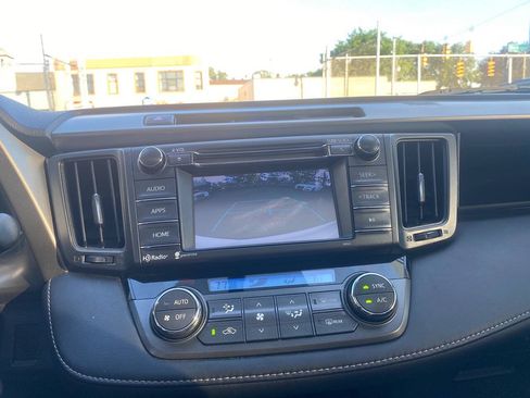 Used 2015 Toyota RAV4 XLE AWD/4WD image 27