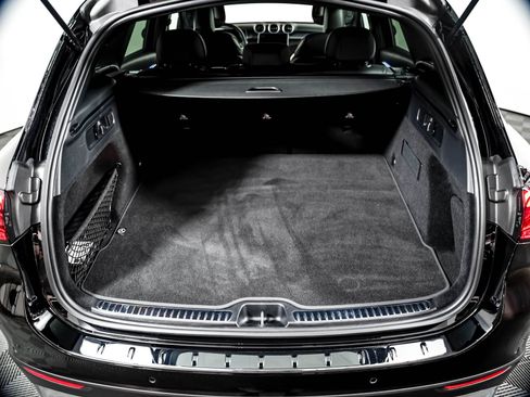 Certified 2026 Mercedes-Benz GLC 300 image 5