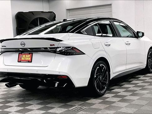 New 2026 Nissan Sentra SR image 17