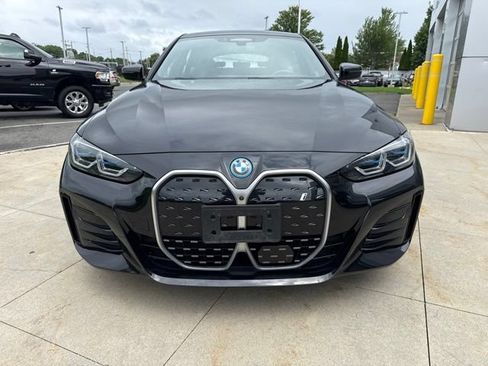 Used 2022 BMW i4 eDrive40 w/ M Sport Package RWD image 2