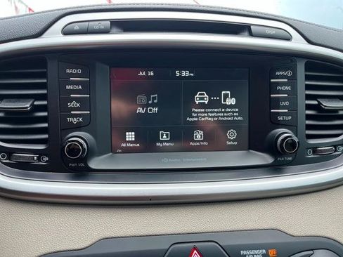 Used 2017 Kia Sorento FWD w/ LX Convenience Package image 31