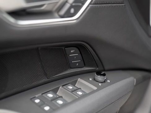 Used 2022 Audi e-tron GT Premium Plus AWD/4WD image 50