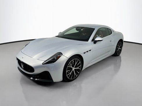Used 2026 Maserati GranTurismo Modena AWD/4WD image 3