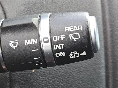 Used 2018 Land Rover Range Rover Sport HSE AWD/4WD image 9