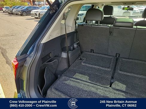 Used 2019 Volkswagen Tiguan SE AWD/4WD image 49