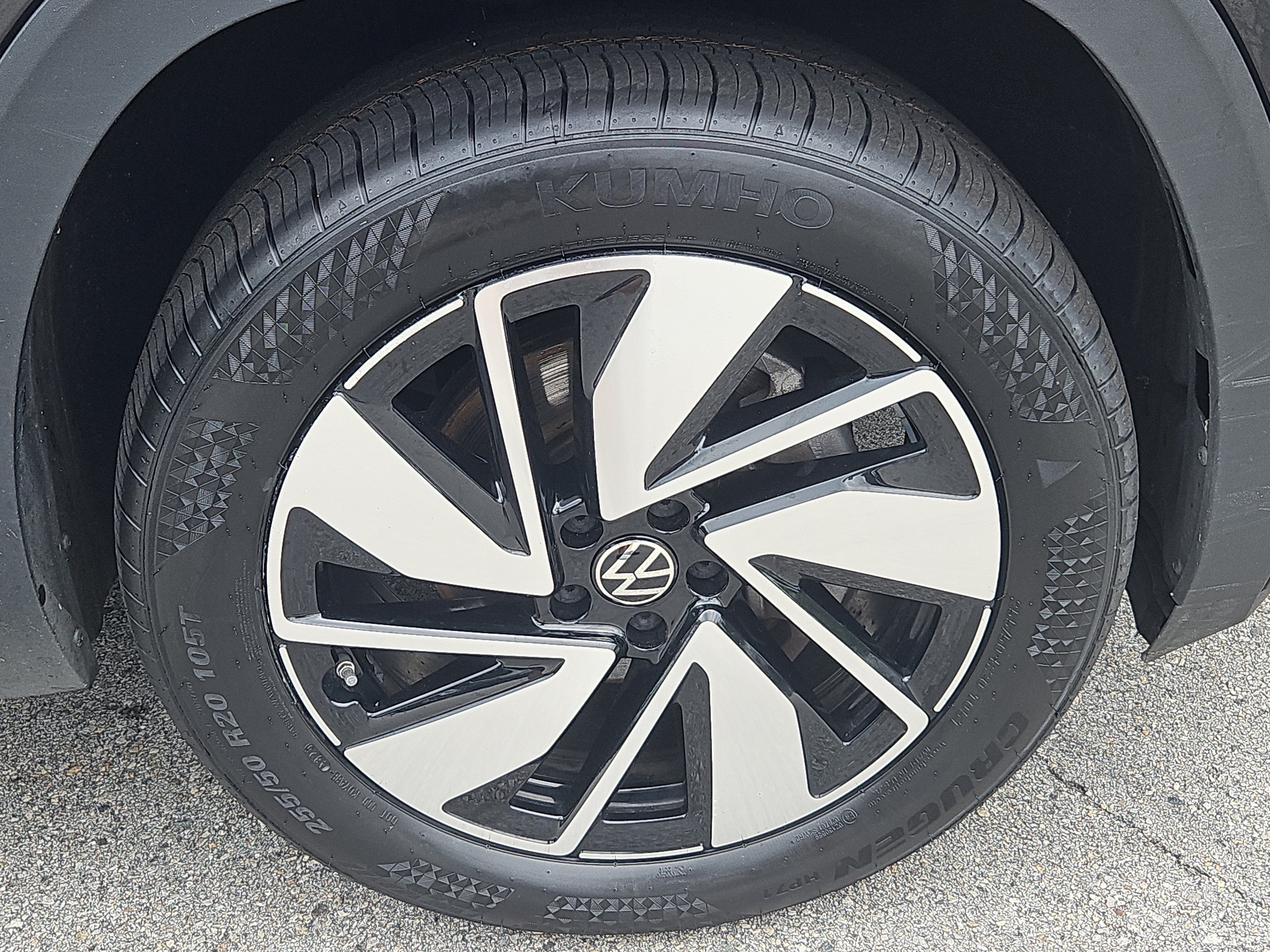 Certified 2024 Volkswagen Atlas SEL AWD/4WD image 34