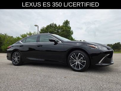 Used 2025 Lexus ES 350 w/ Premium Package