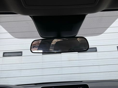 Used 2025 Nissan Sentra SV image 16