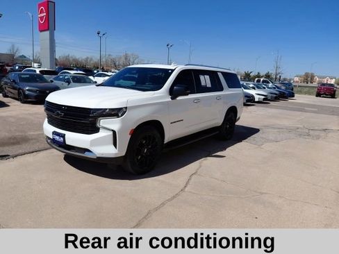 Used 2023 Chevrolet Suburban Premier AWD/4WD image 9