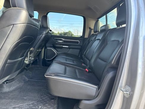 Used 2020 RAM 1500 Laramie AWD/4WD image 9
