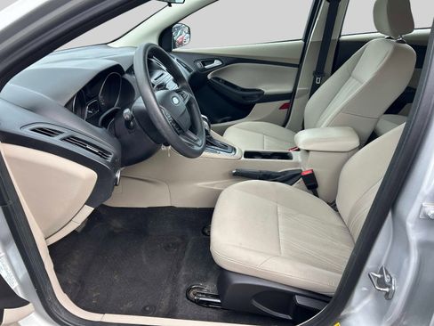 Used 2015 Ford Focus SE image 11