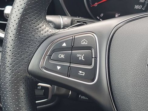 Certified 2019 Mercedes-Benz GLC 300 image 12