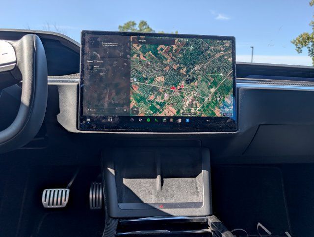 Used 2021 Tesla Model S Plaid AWD/4WD image 19