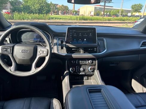 Used 2024 Chevrolet Tahoe RST w/ Luxury Package AWD/4WD image 13