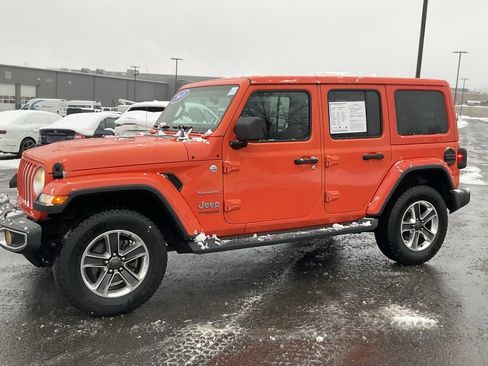 Used 2018 Jeep Wrangler Unlimited Sahara image 33