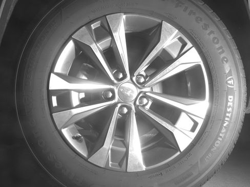 Used 2025 Chevrolet Equinox LT FWD image 14