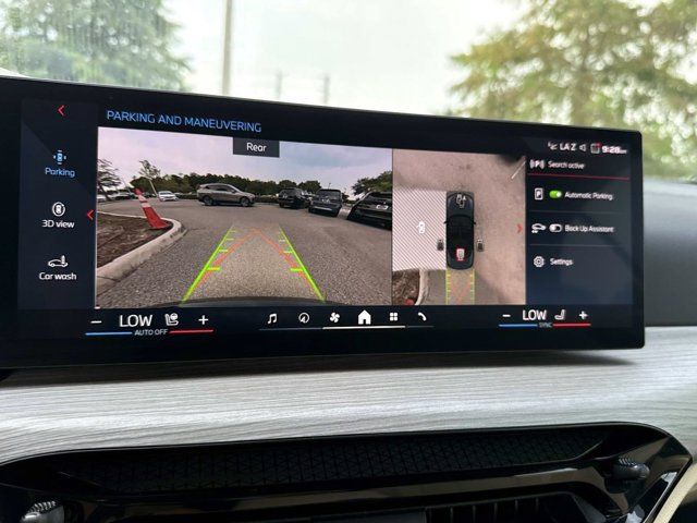 Used 2026 BMW M440i Convertible RWD image 18