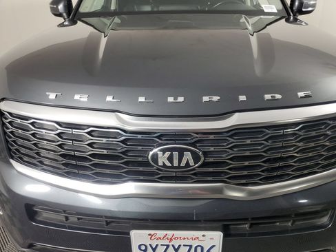 Used 2020 Kia Telluride S FWD image 10