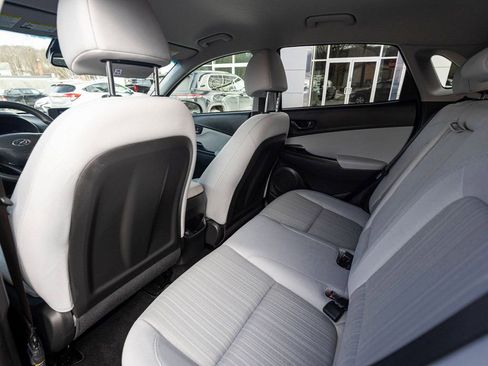 Used 2023 Hyundai Kona SEL w/ Cargo Package image 27