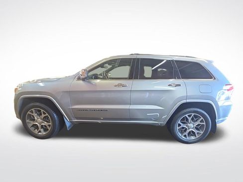 Used 2020 Jeep Grand Cherokee Overland AWD/4WD image 2
