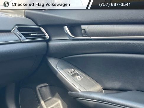 Used 2018 Honda Accord EX-L image 30