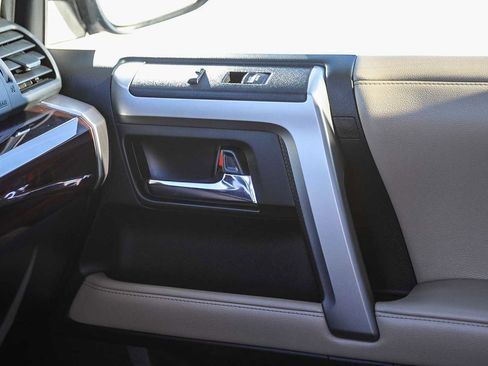 Used 2019 Toyota 4Runner Limited image 21