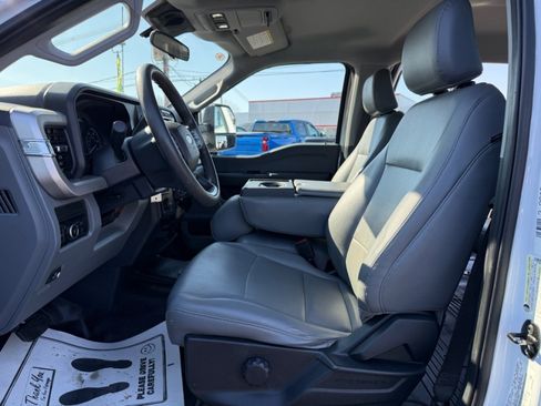 Used 2023 Ford F250 XL w/ FX4 Off-Road Package image 10