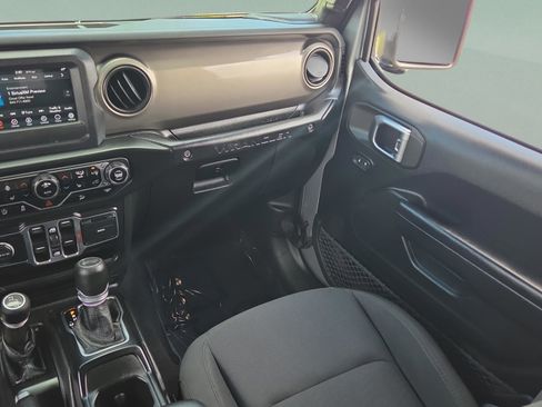 Used 2020 Jeep Wrangler Unlimited Sport S AWD/4WD image 14