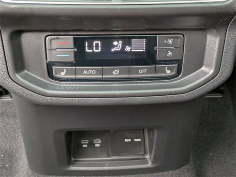 New 2026 Volkswagen Atlas SEL image 16