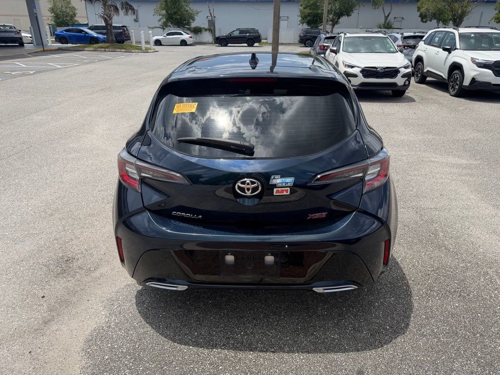 Used 2022 Toyota Corolla XSE FWD image 6