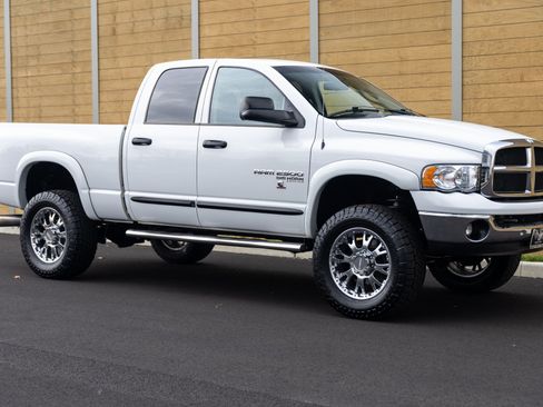 Used 2005 Dodge Ram 2500 Truck SLT w/ Quad Cab Big Horn Value Group image 16