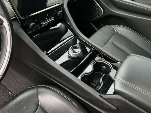 Used 2021 Jeep Grand Cherokee L Limited RWD image 19
