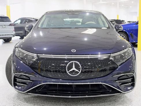Used 2023 Mercedes-Benz EQS 580 4MATIC Sedan image 8