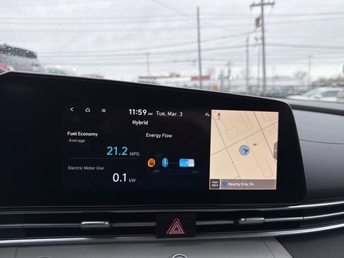 Certified 2022 Hyundai Elantra Limited image 23