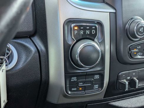 Used 2018 RAM 1500 Big Horn AWD/4WD image 32