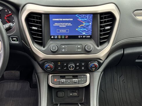 Used 2023 GMC Acadia Denali w/ Black Diamond Edition image 30