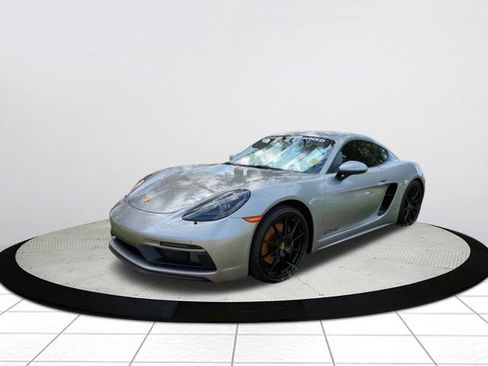 Used 2024 Porsche 718 Cayman GTS RWD image 7