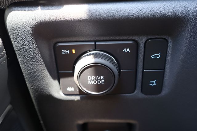New 2027 Ford Expedition Active AWD/4WD image 24