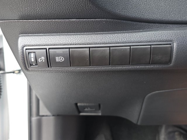 Used 2023 Toyota Corolla LE FWD image 20